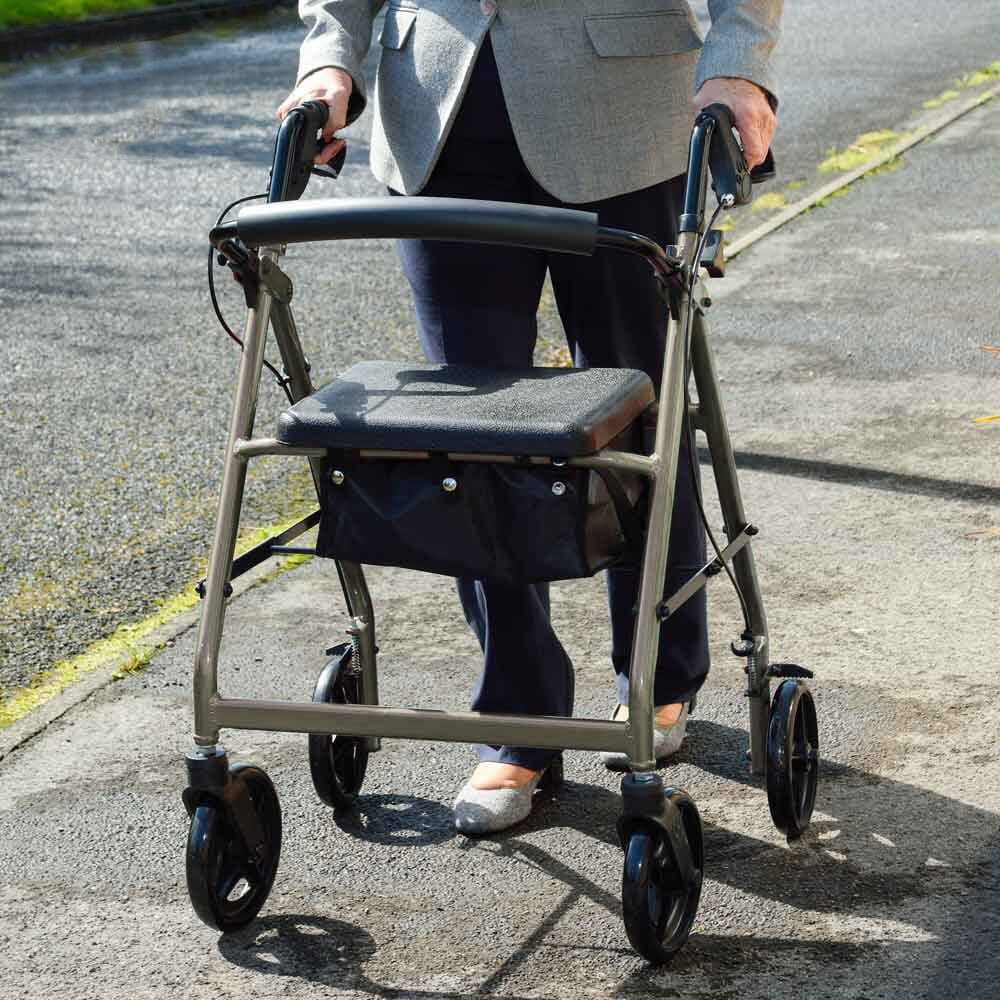 4 Wheel Rollator